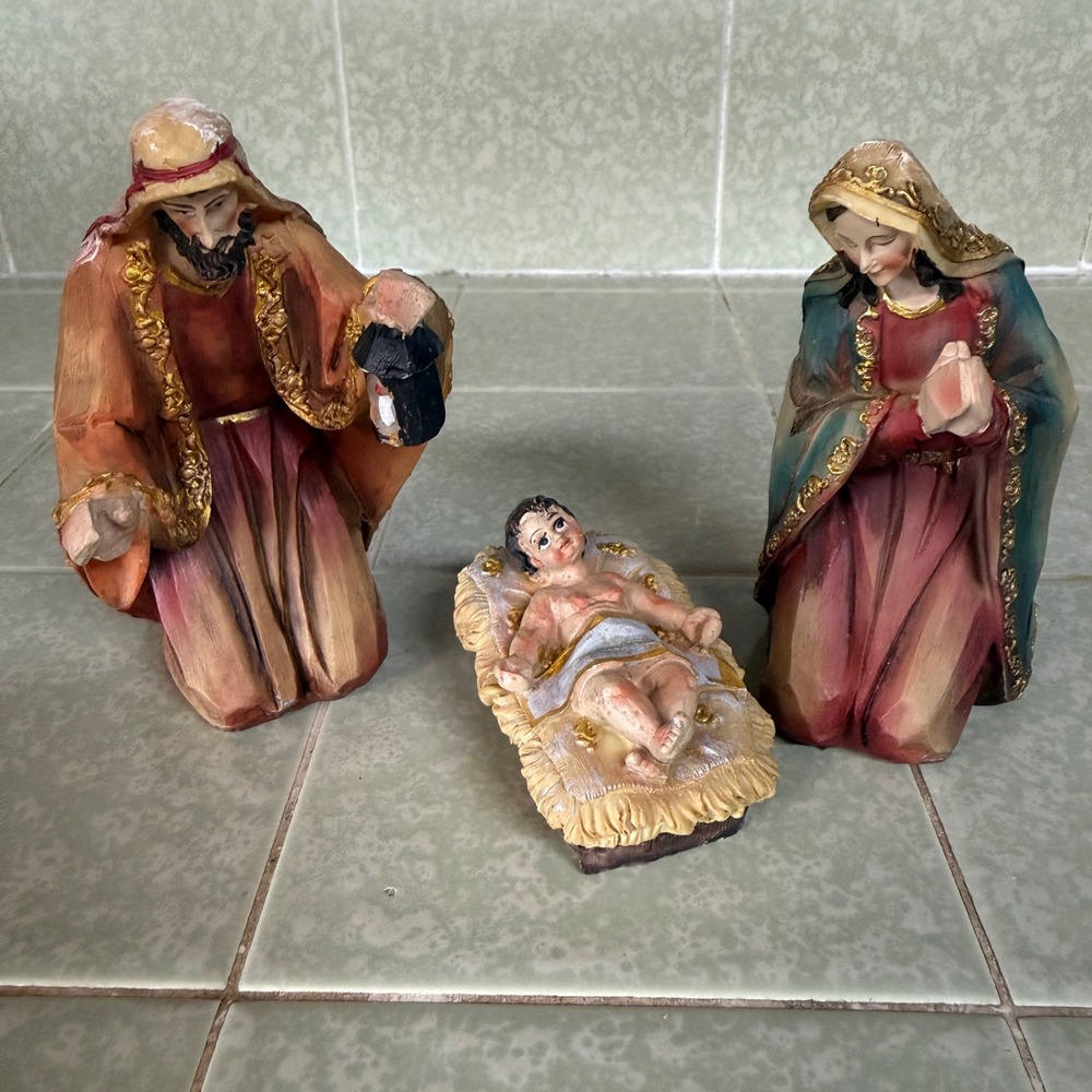 Holy Family Nativity Set 3pc Resin Joseph Mary Baby Jesus Christmas Figurines 5"